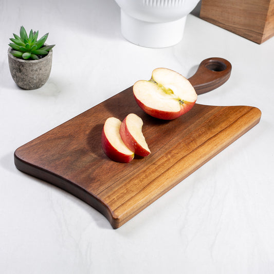15" Walnut Cutting Board
