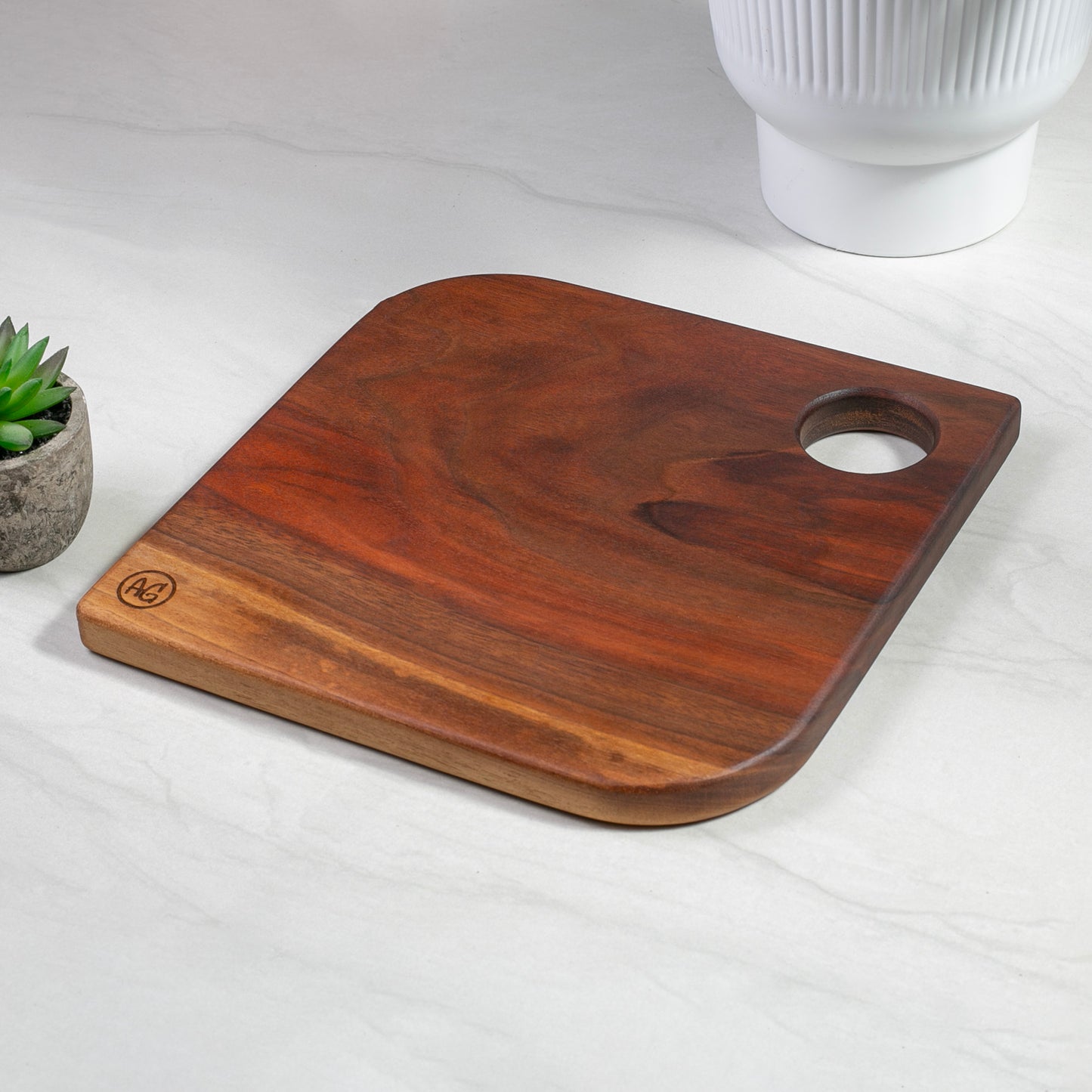 9.25" Walnut Cutting Board